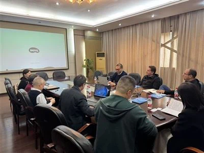 विस्टा हाइड्रोलिक्स टीम ने निरीक्षण और आदान-प्रदान के लिए हमारी कंपनी का दौरा किया, ट्रांसमिशन के...